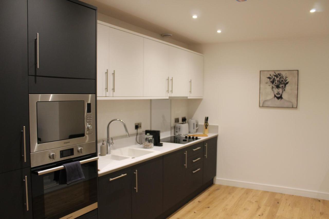 Luxury 2 Bed Apartment In The Heart Of Rochester Rochester  Exterior foto