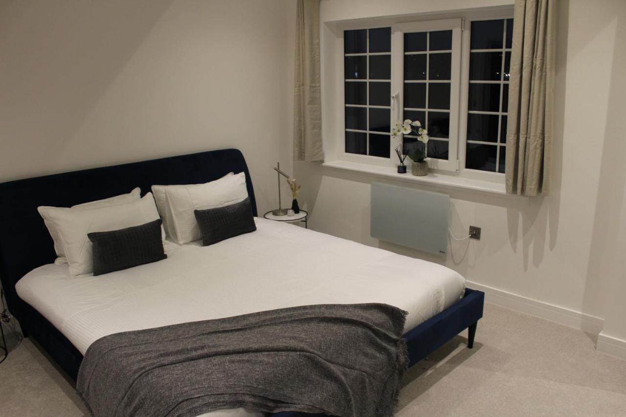 Luxury 2 Bed Apartment In The Heart Of Rochester Rochester  Exterior foto